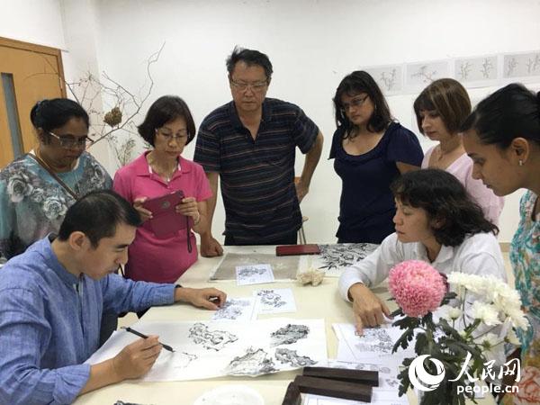 ë˹W(xu)Tھ۾(hu)^(gun)Ħώʾ ë˹Ї(gu)ĻĹD