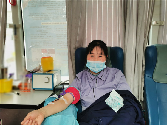 人民警察一心為民，捋袖捐血鐵血柔情——安康市公安局積極開展冬季獻(xiàn)血活動