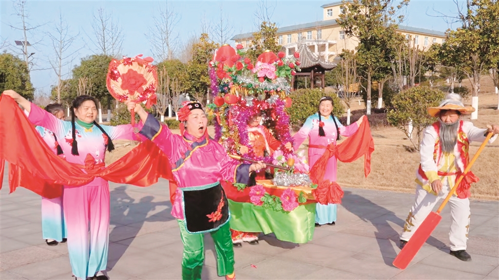 非遺社火排練現(xiàn)場(chǎng)